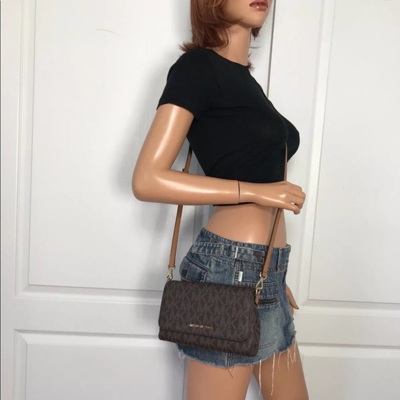 🌿Michael Kors Medium Crossbody Shoulder Bag NWT. - Picture 8 of 8